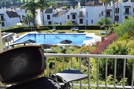 Marbella, Arqueros Golf & Country Club, Sleeps 7 1 Child Marbella