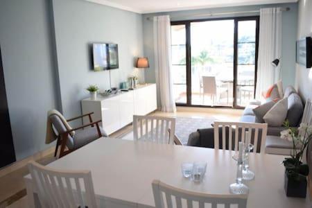 Marbella, Arqueros Golf & Country Club, Sleeps 7 1 Child Leilighet